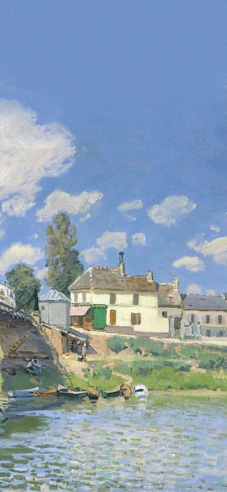 하얀 구름이 떠 있는 푸른 하늘 아래, 하얀 집들과 강변의 작은 배들이 그려진 인상주의 유화 풍경.