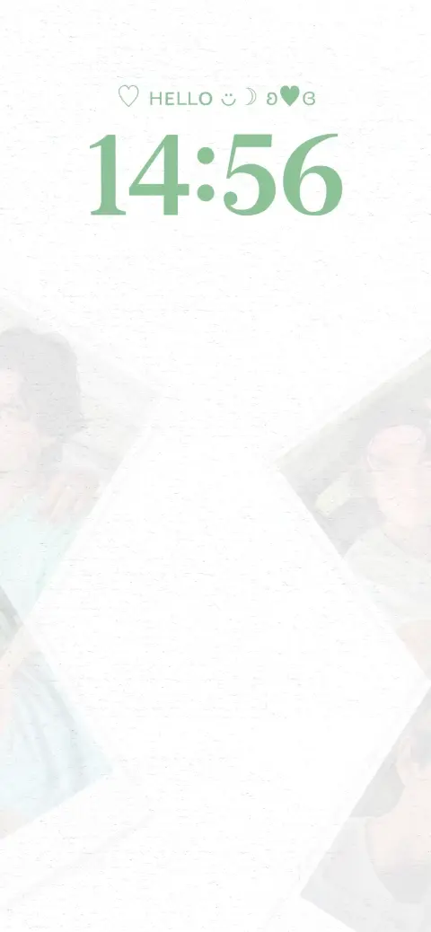 Modèle de fond d'écran animé blanc minimaliste avec des cadres photo polaroid et un texte vert sauge personnalisable.