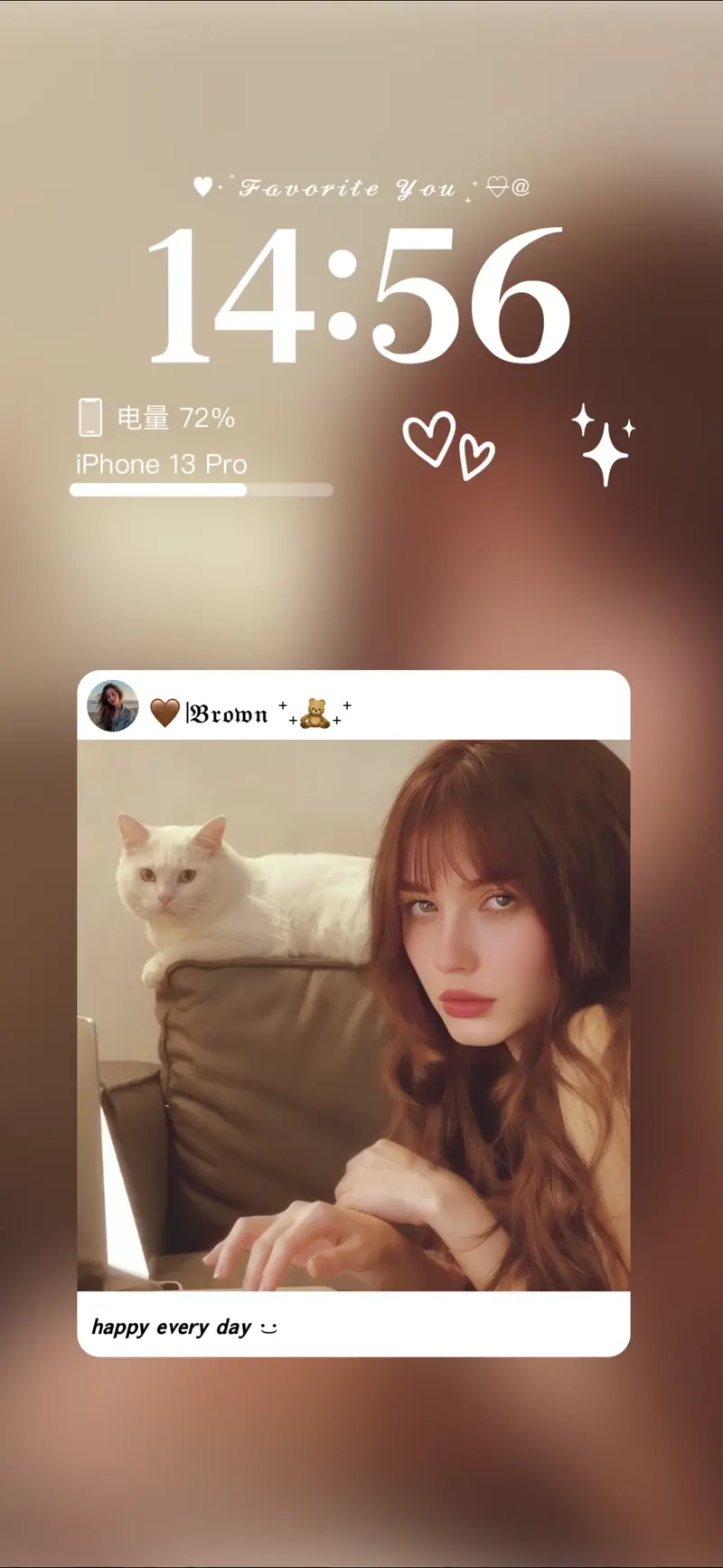Modèle de fond d'écran animé personnalisable affichant un cadre photo type polaroid avec un chat, des cœurs et des widgets de batterie.