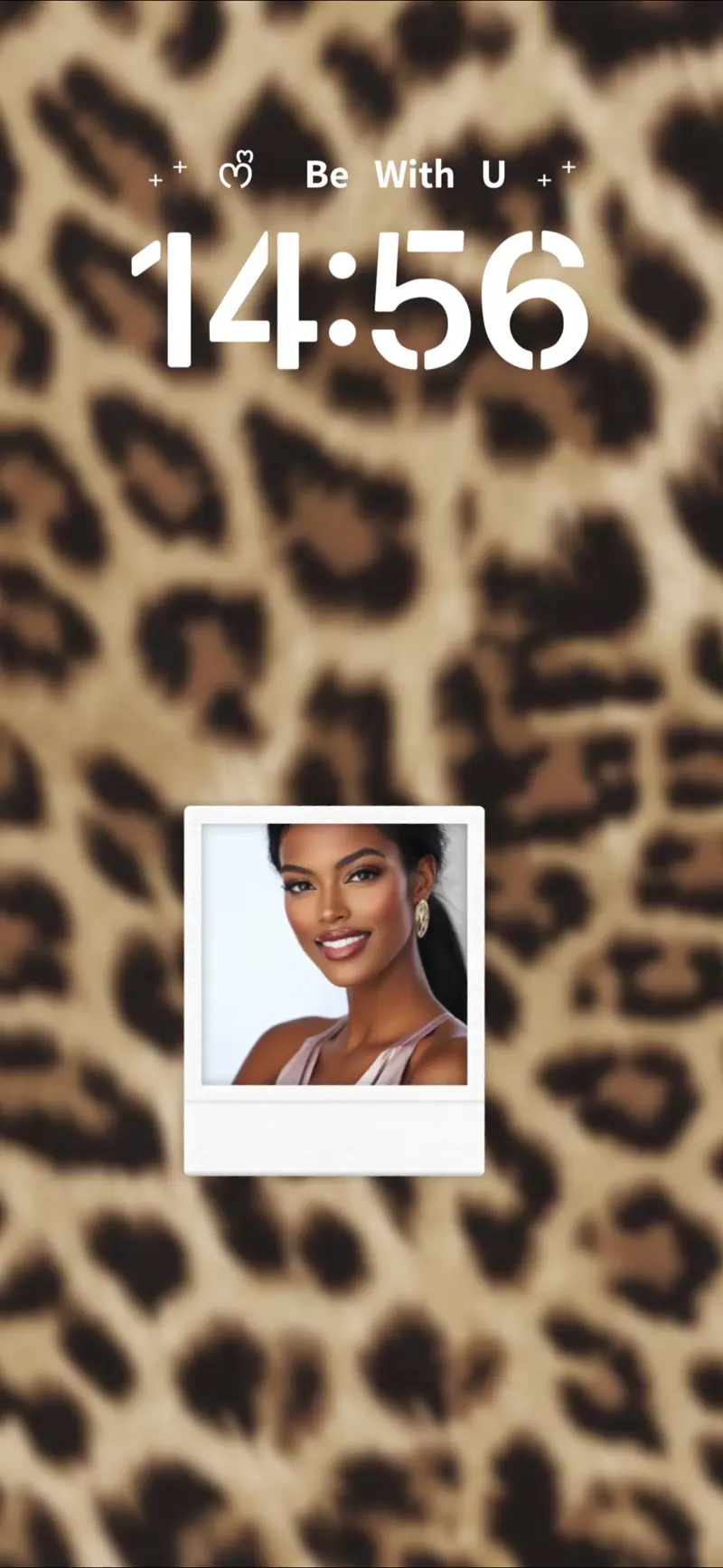 Leopard-Muster Hintergrund mit anpassbarem Polaroid-Fotorahmen und Textbereich für Live Wallpaper.